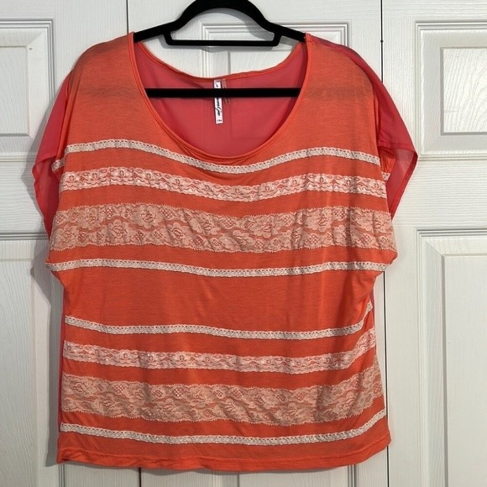 UMGEE Size Large Coral White Lace Crochet Semi Sheer Back Scoop Neck Boho Chic